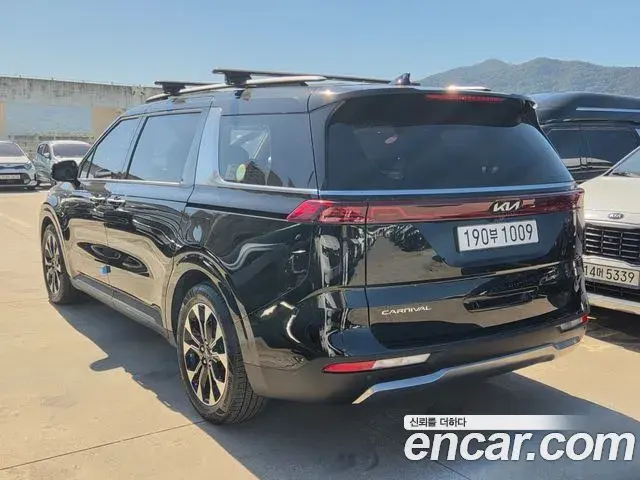Kia Carnival 2021 — Şəkil 1/20