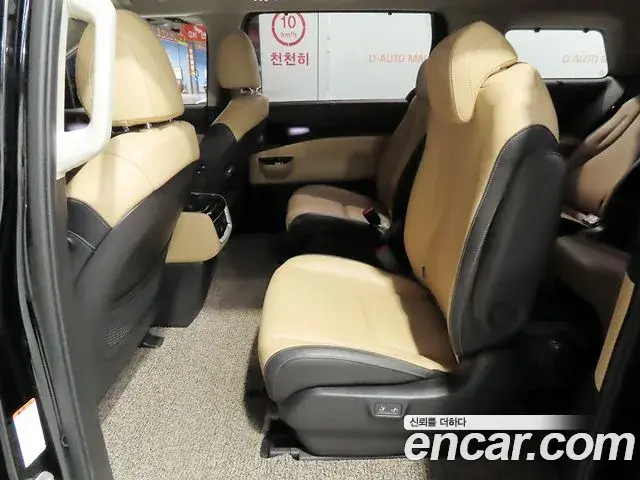 Kia Carnival 2021 — Şəkil 10/20