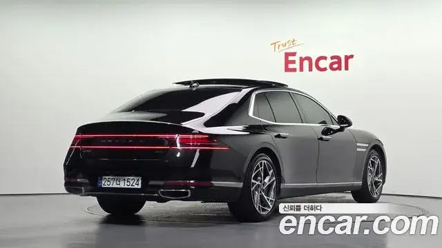 Genesis G90 2022 — Фото 1/20