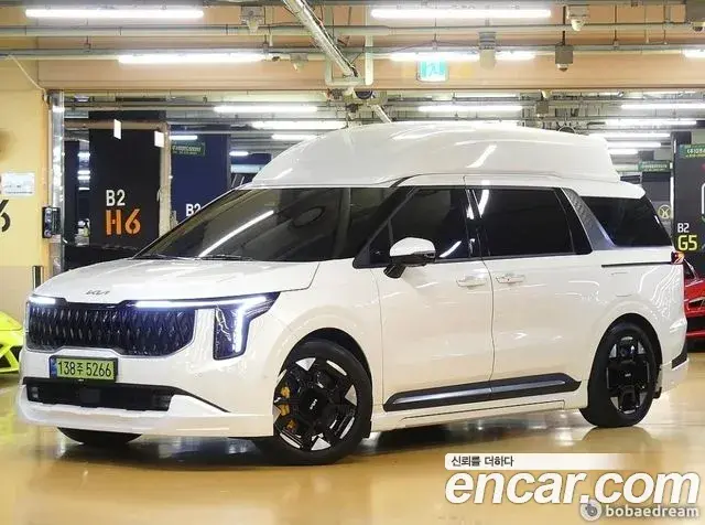 Kia Carnival 2026 — Photo 2/20