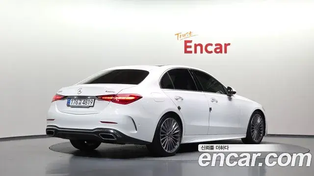 Mercedes-Benz C-Class 2023 — Фото 2/20
