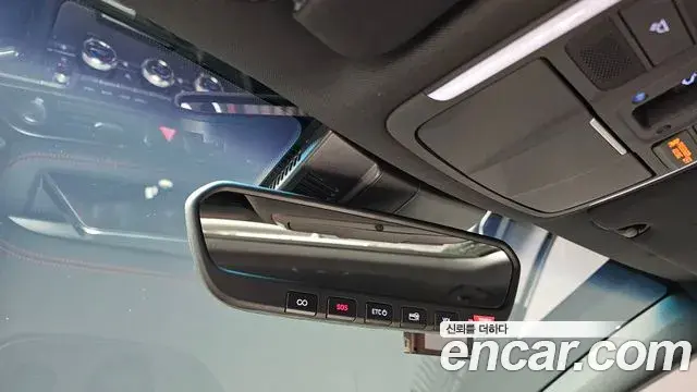 Genesis G70 2019 — Photo 18/36
