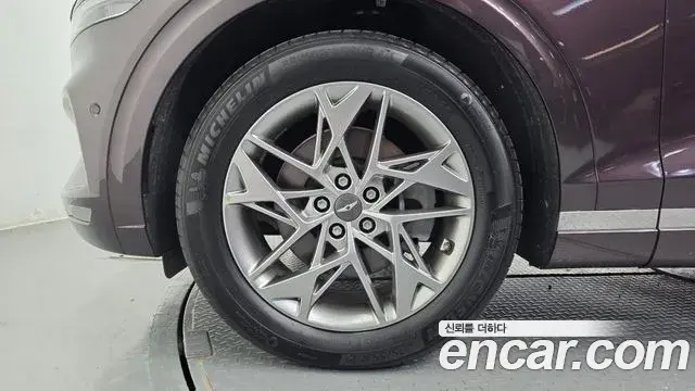 Genesis GV70 2021 — Photo 5/20