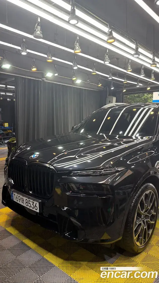 BMW X7 2025 — Фото 4/20