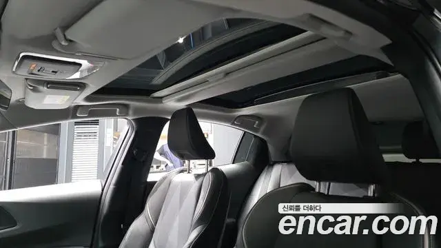 Toyota Prius 2026 — ფოტო 2/34