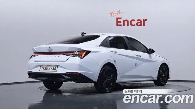 Hyundai Avante 2022 — Photo 2/20