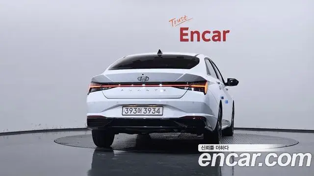 Hyundai Avante 2022 — Photo 4/20