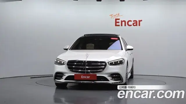 Mercedes-Benz S-Class 2023 — Фото 3/20