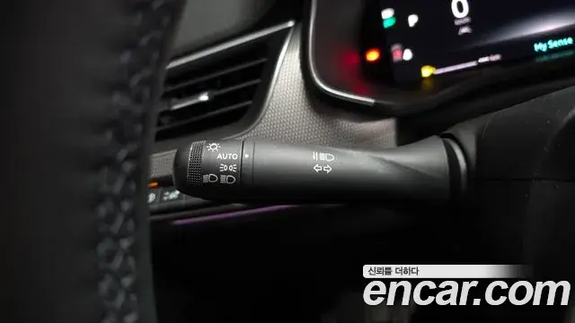 Renault Samsung Arkana 2025 — Şəkil 32/39