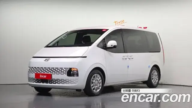 Hyundai Staria, 2022