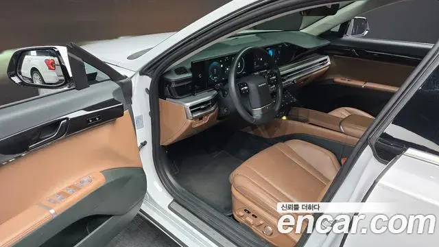 Hyundai Grandeur 2023 — Фото 10/20
