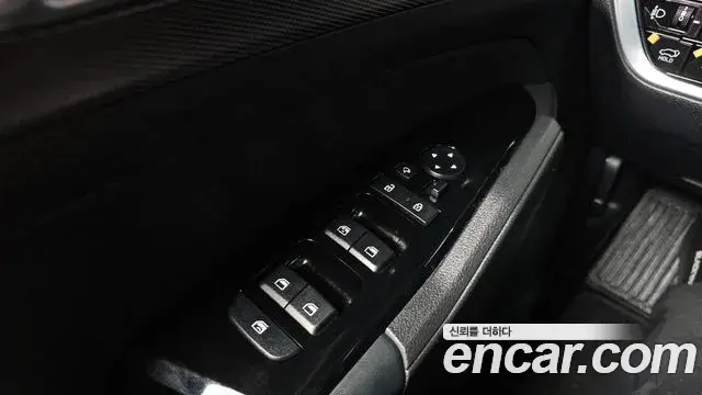 Kia Sportage 2023 — ფოტო 23/34
