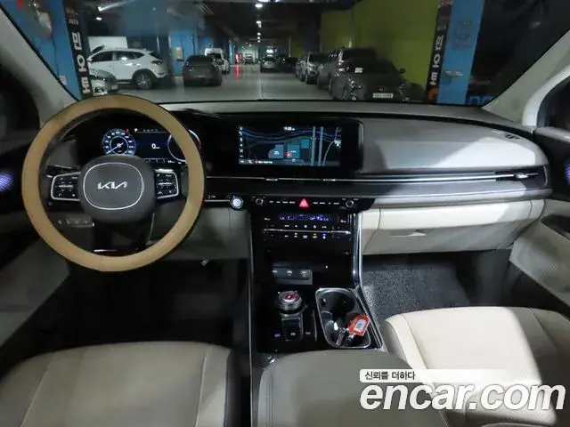 Kia Carnival 2022 — Photo 4/20