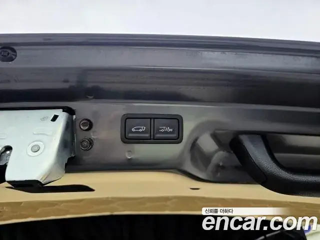 Hyundai Staria 2024 — ფოტო 16/20