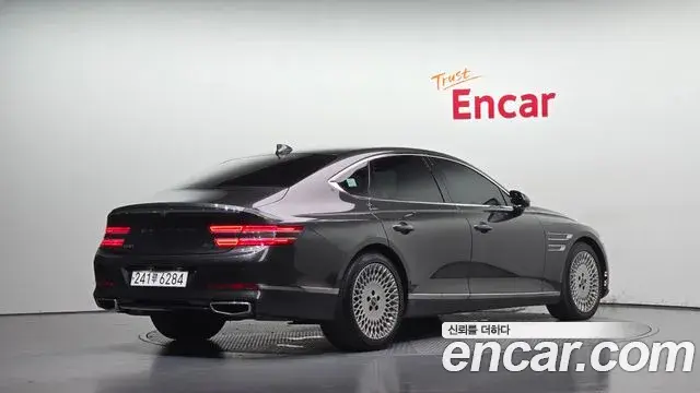 Genesis Electrified G80 2022 — Şəkil 1/20