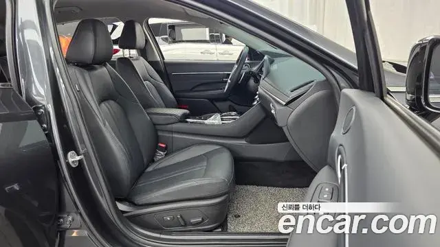 Hyundai Sonata 2023 — Фото 11/20