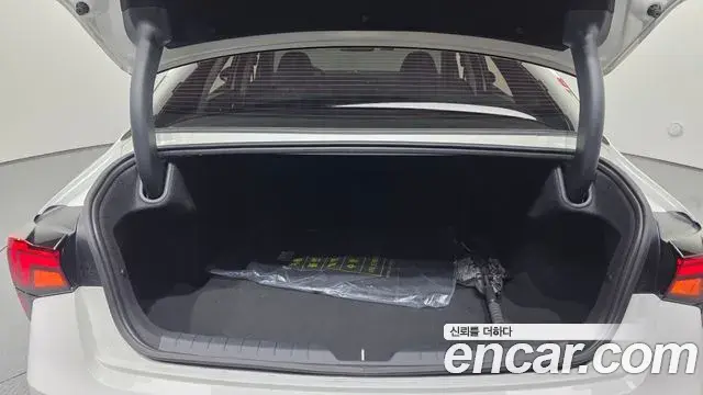 Kia K5 2026 — Şəkil 16/20