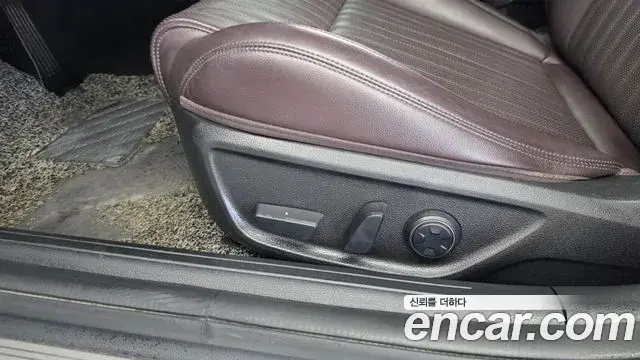Genesis G70 2021 — Photo 21/32