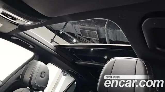 Mercedes-Benz GLE-Class 2023 — Photo 18/20