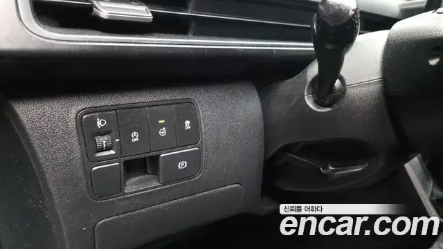 Hyundai Staria 2022 — Фото 19/20