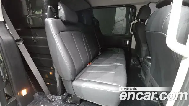 Hyundai Staria 2024 — Şəkil 1/20