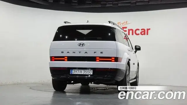 Hyundai Santa Fe 2024 — Photo 4/20