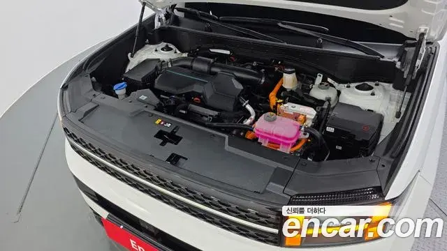 Hyundai Santa Fe 2024 — Photo 6/20