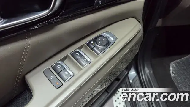 Kia Carnival 2024 — Photo 11/20
