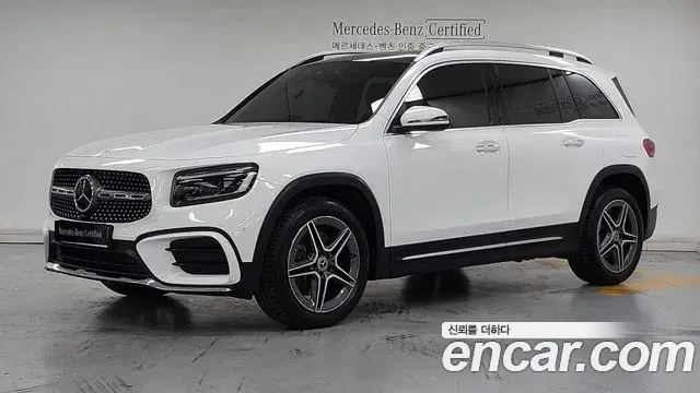 Mercedes-Benz GLB-Class 2024 — Photo 10/17