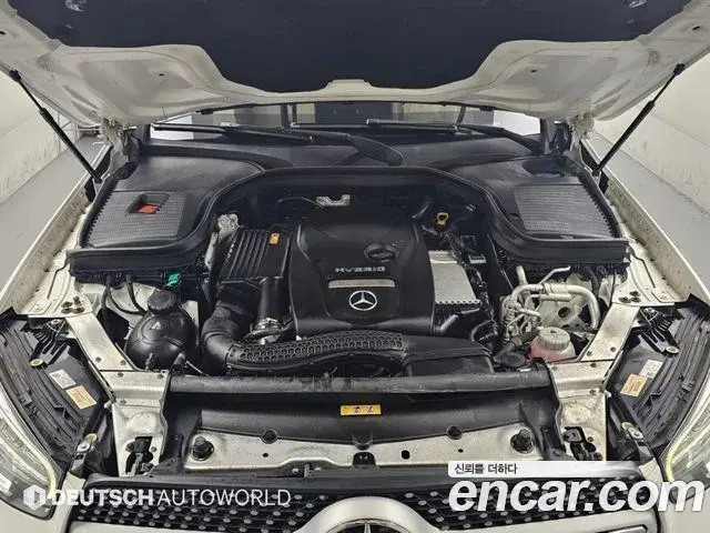 Mercedes-Benz GLC-Class 2020 — Photo 5/20