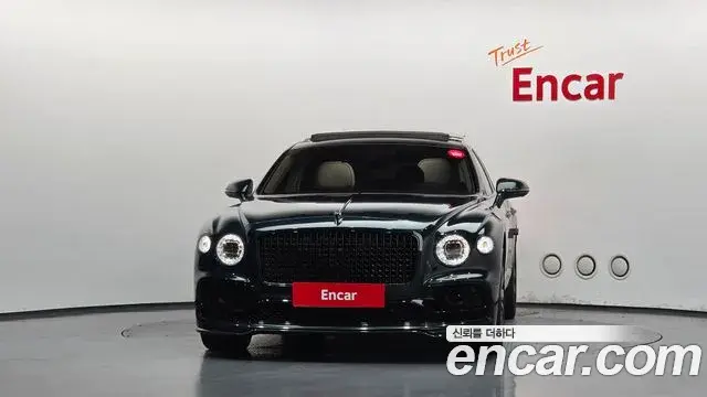 Bentley Flying Spur 2023 — Şəkil 22/39