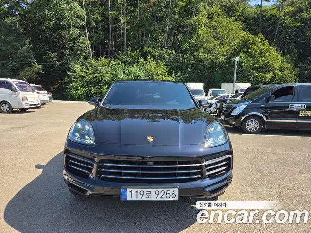 Porsche Cayenne 2019 — Photo 9/20