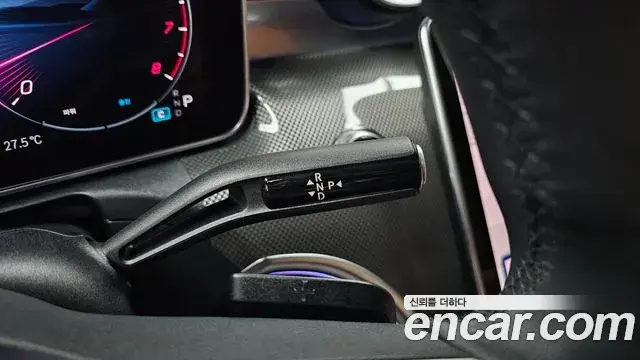 Mercedes-Benz C-Class 2026 — Photo 9/20
