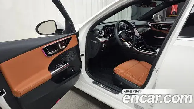 Mercedes-Benz C-Class 2026 — Photo 10/20