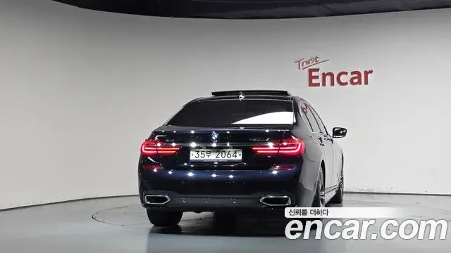 BMW 7 Series 2018 — Photo 4/20