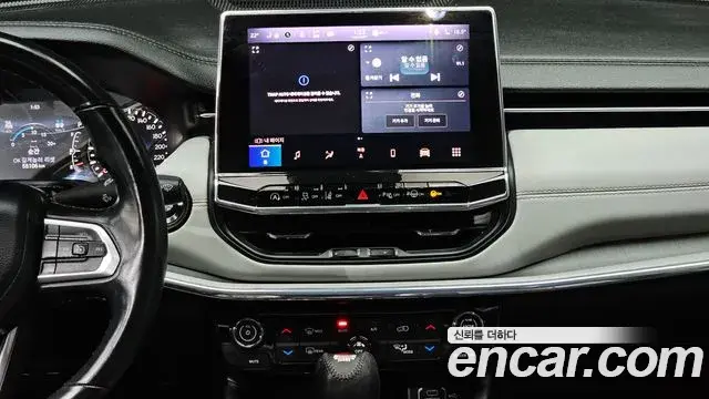 Jeep Compass 2022 — Фото 13/20