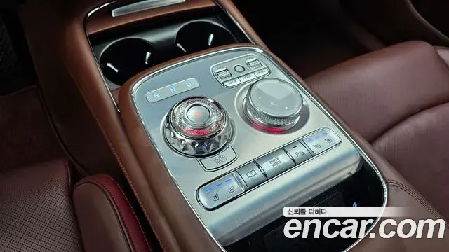 Genesis G90 2023 — Photo 9/20