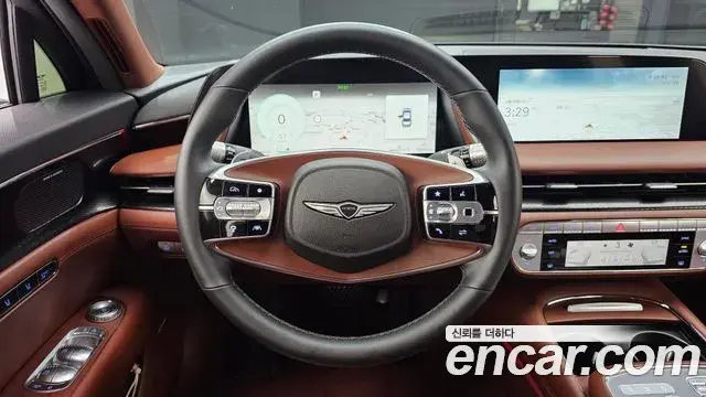 Genesis G90 2023 — Photo 13/20