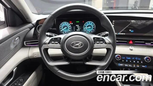 Hyundai Avante 2021 — Фото 13/20