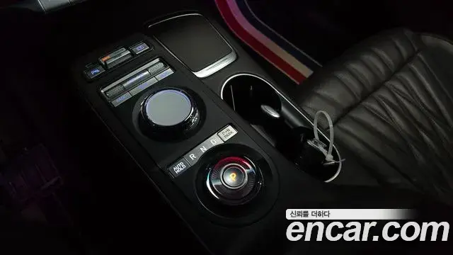 Genesis GV70 2021 — Photo 9/20
