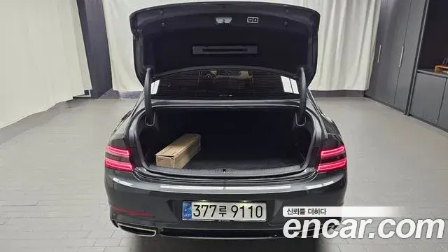 Genesis Electrified G80 2022 — Photo 20/20