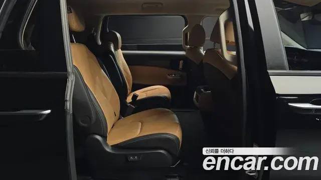 Kia Carnival 2022 — Фото 11/20