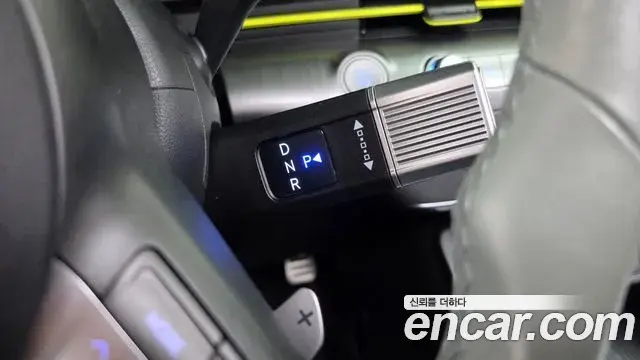 Hyundai Kona 2023 — Фото 9/20