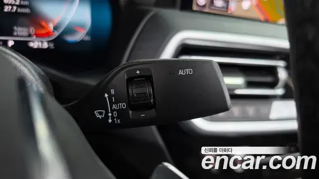 BMW X4 2023 — Photo 13/20