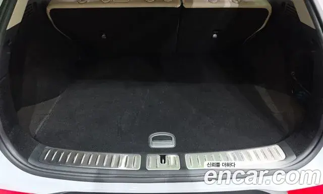 Genesis GV70 2021 — Photo 19/20