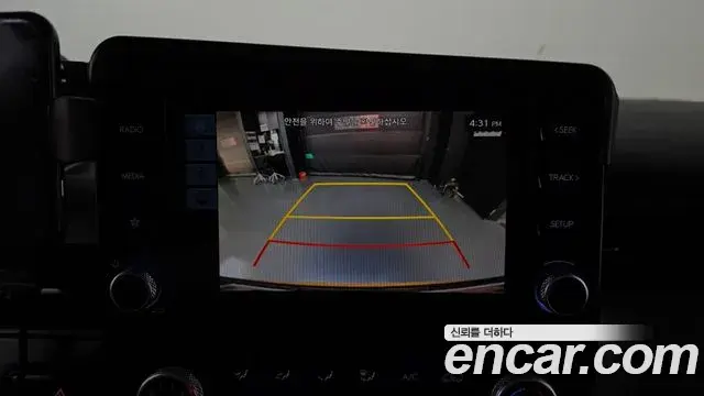Hyundai Staria 2025 — Photo 14/20