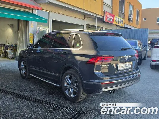 Volkswagen Tiguan 2018 — Şəkil 4/17
