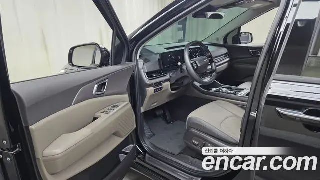 Kia Carnival 2025 — Фото 10/20