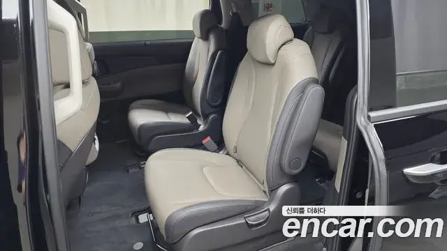 Kia Carnival 2025 — Фото 12/20