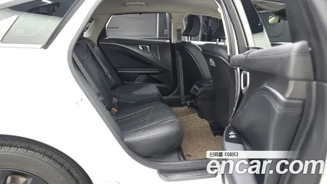 Kia K8 2025 — Photo 12/20